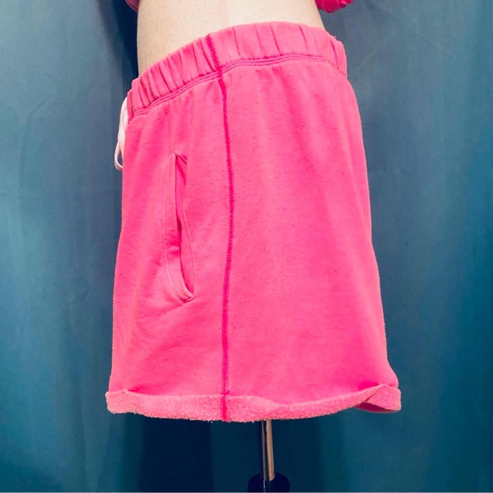 Victoria Secret PINK 3.25 Rolled Hem Sweat Shorts XL - Picture 3 of 6
